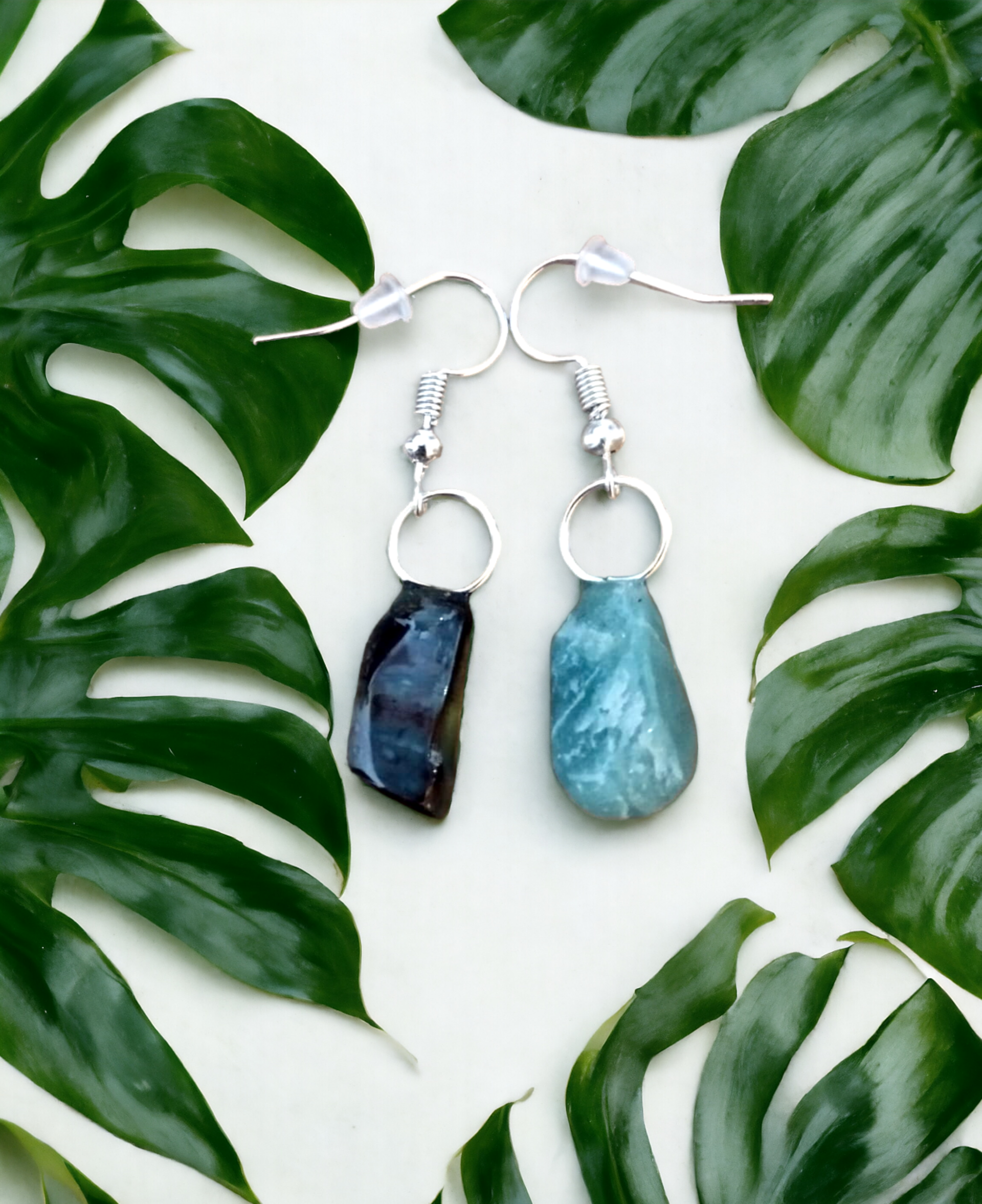 Pendientes con Imitación de Jade en Resina Epoxi: Elegancia en Tonos Verdes - 3