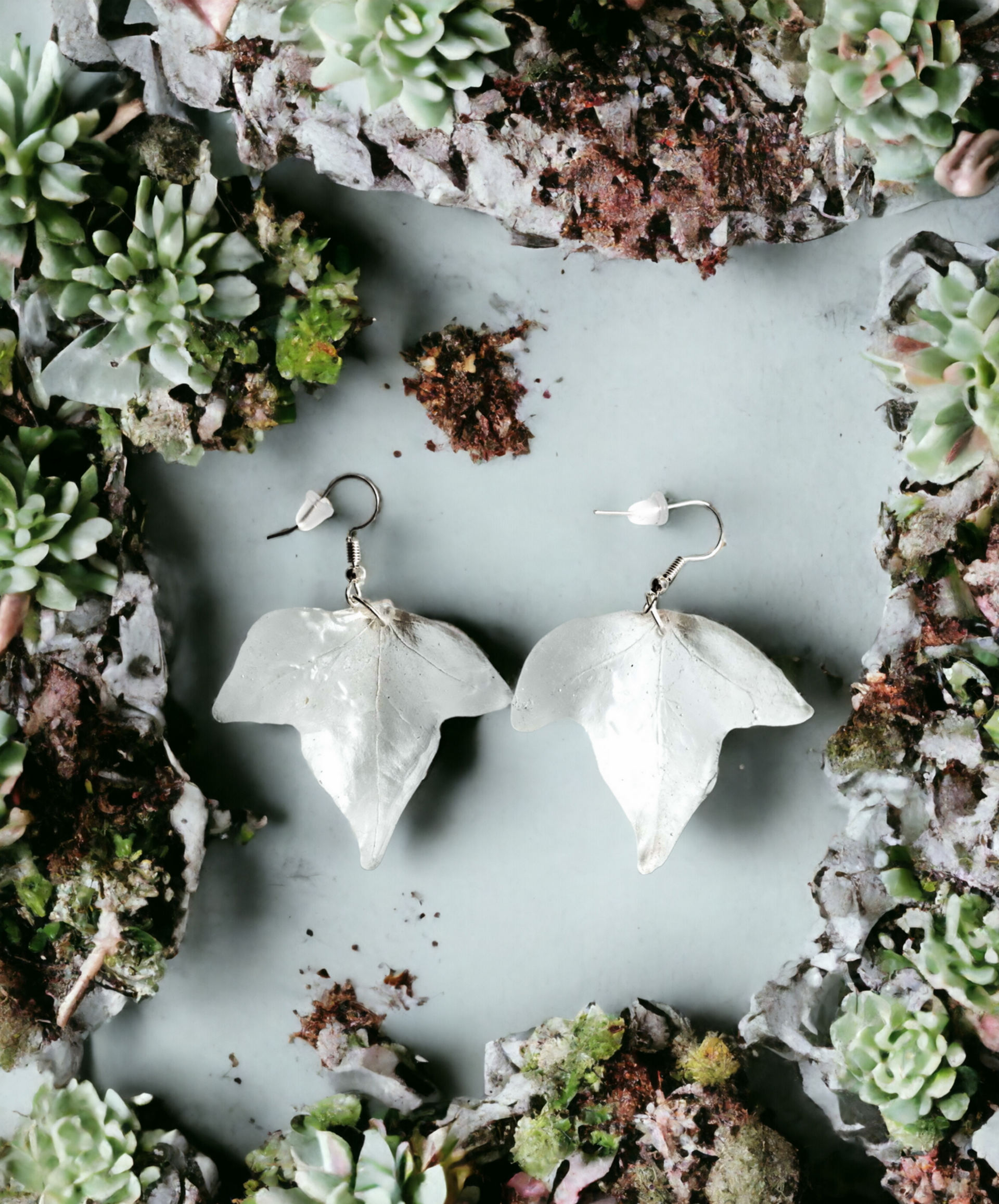 Pendientes de Yedra en Resina Epoxi Cristal: Elegancia Transparente (VENDIDO) - 11