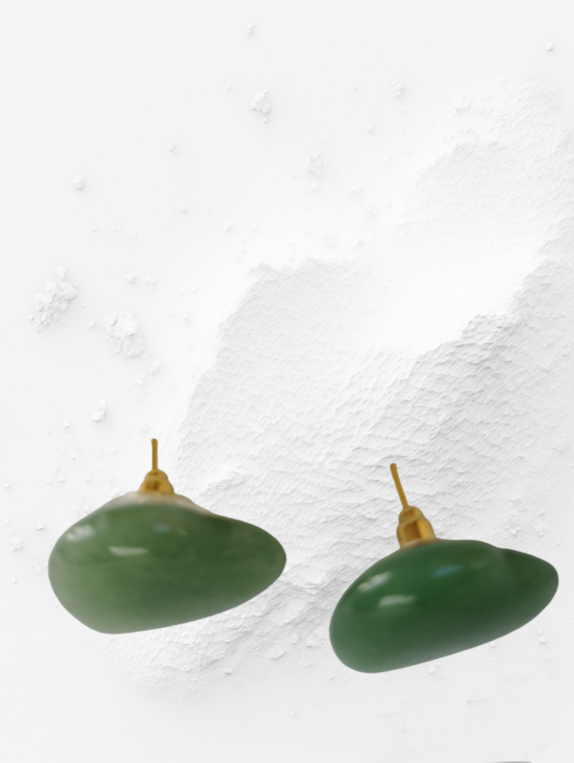 Pendientes de resina epoxi con forma de corazón y pigmento verde VENDIDO - 2