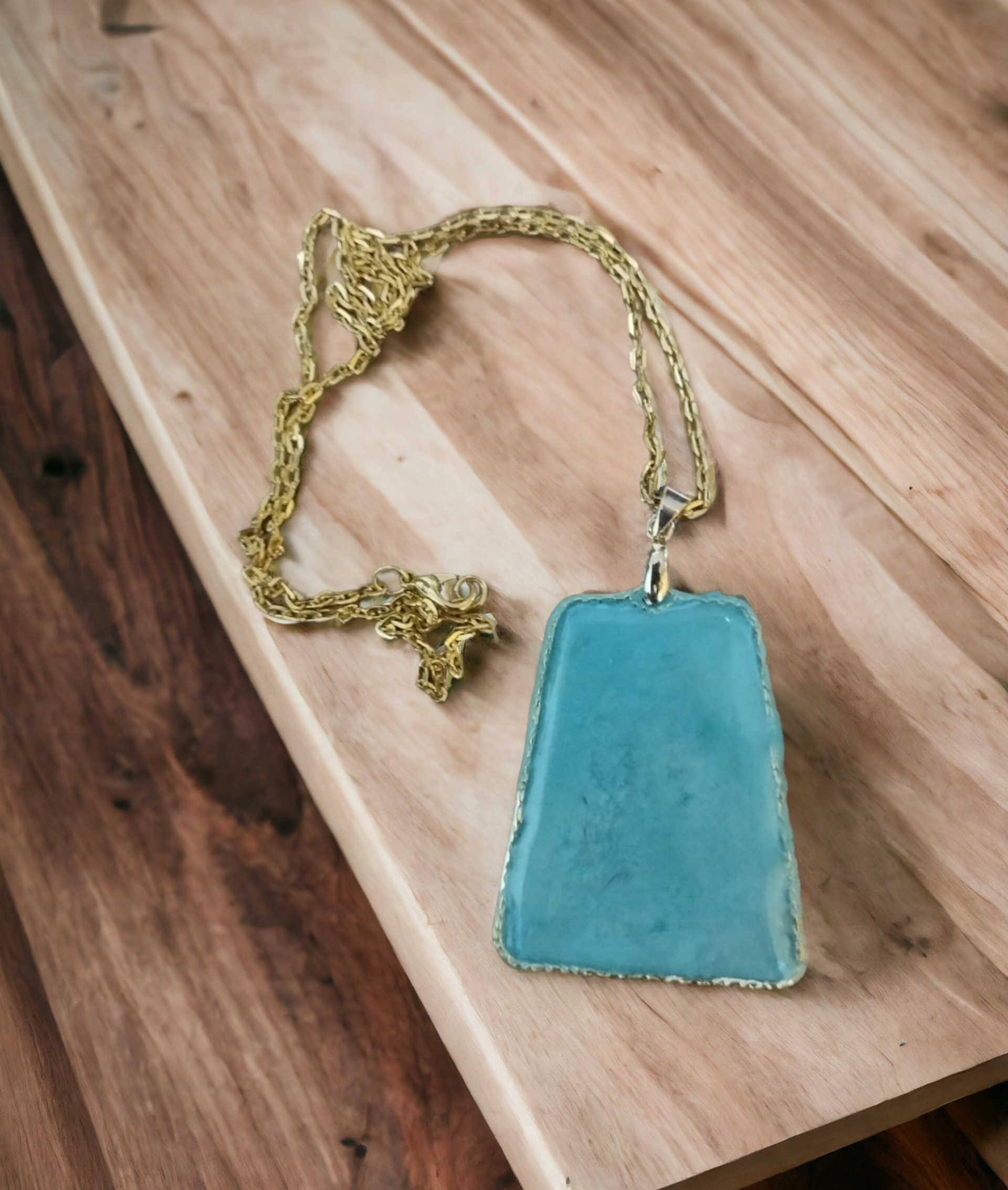 Colgante Trapezoide de Resina Epoxi Azul Claro Nacarado - 4