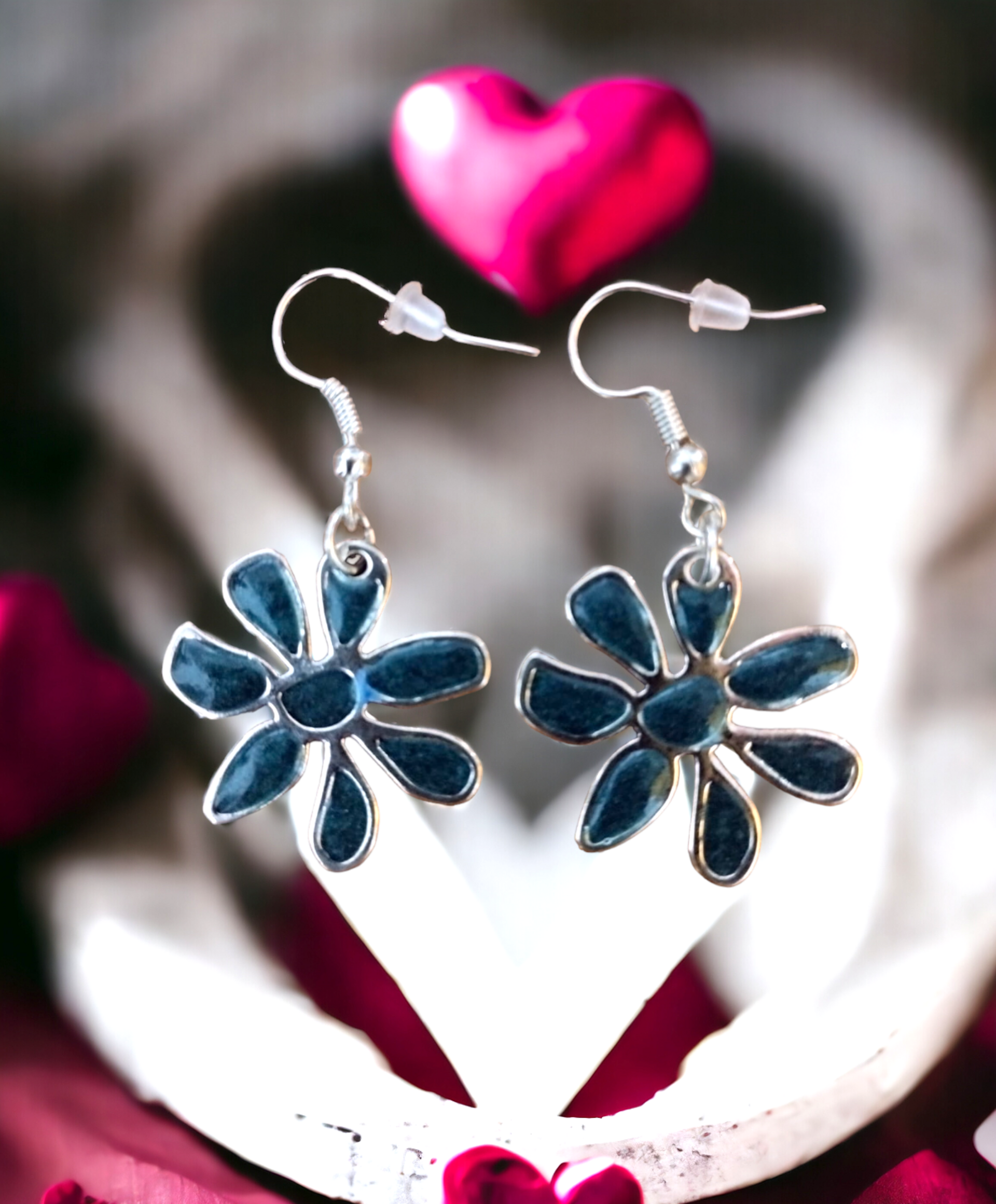 Pendientes Flor Mediana Azul Marino Nacarado: Sofisticación Oceánica - 6