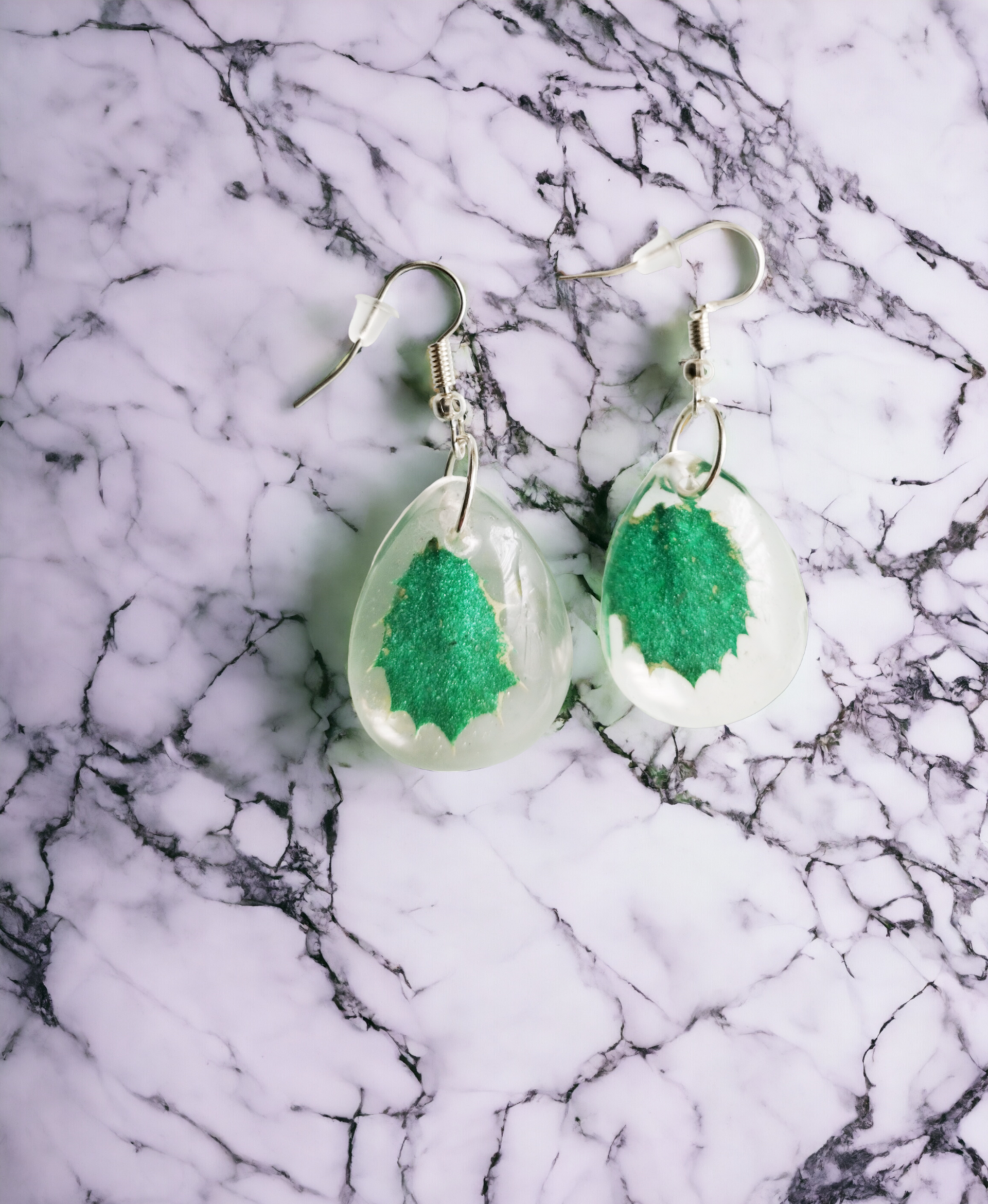 Encanto Natural: Pendientes de Hojas de Encina en Resina Epoxi - 5