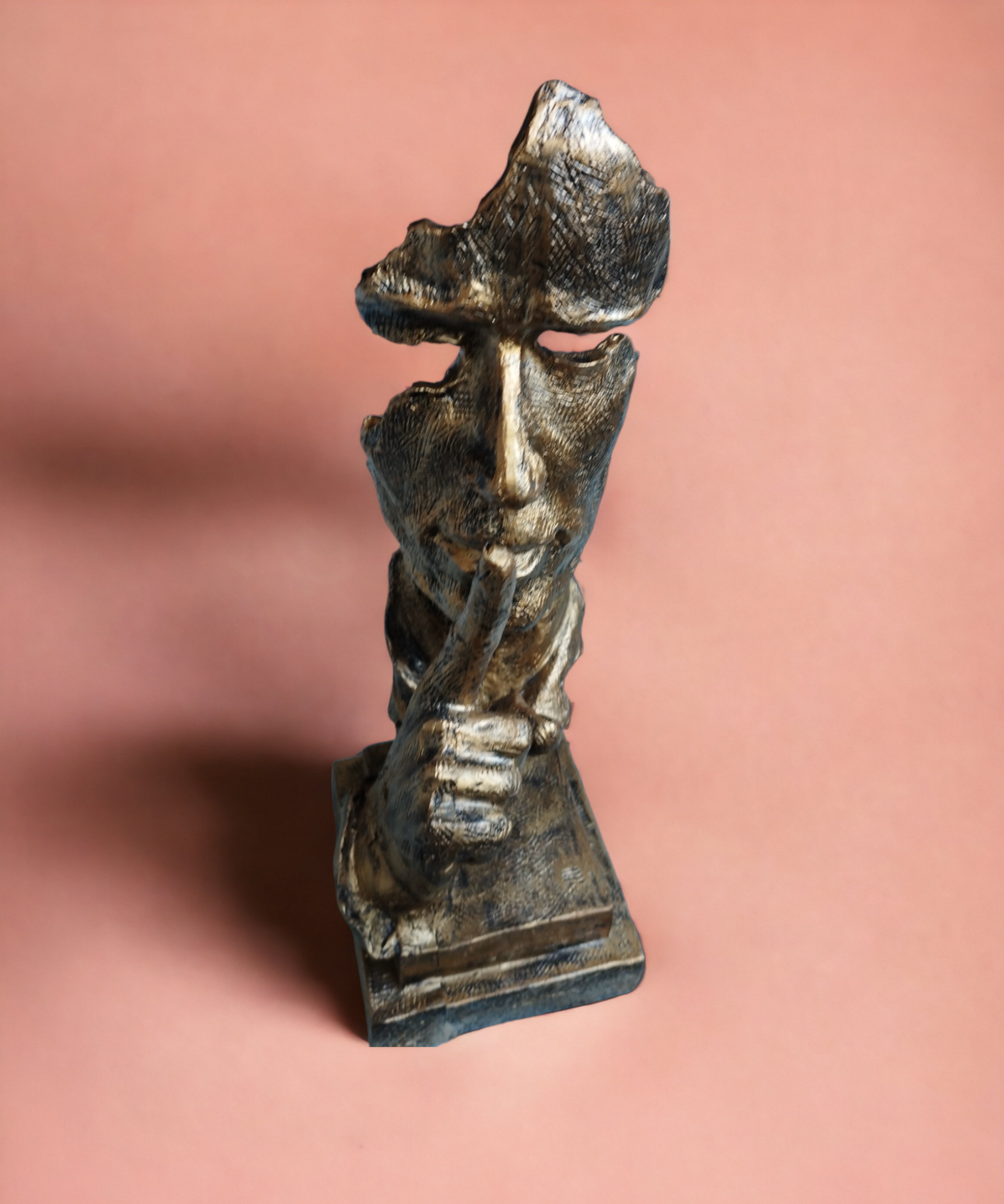 Escultura en Resina Epoxi Imitación Bronce: Mitad de Rostro en Gesto de Silencio - 3