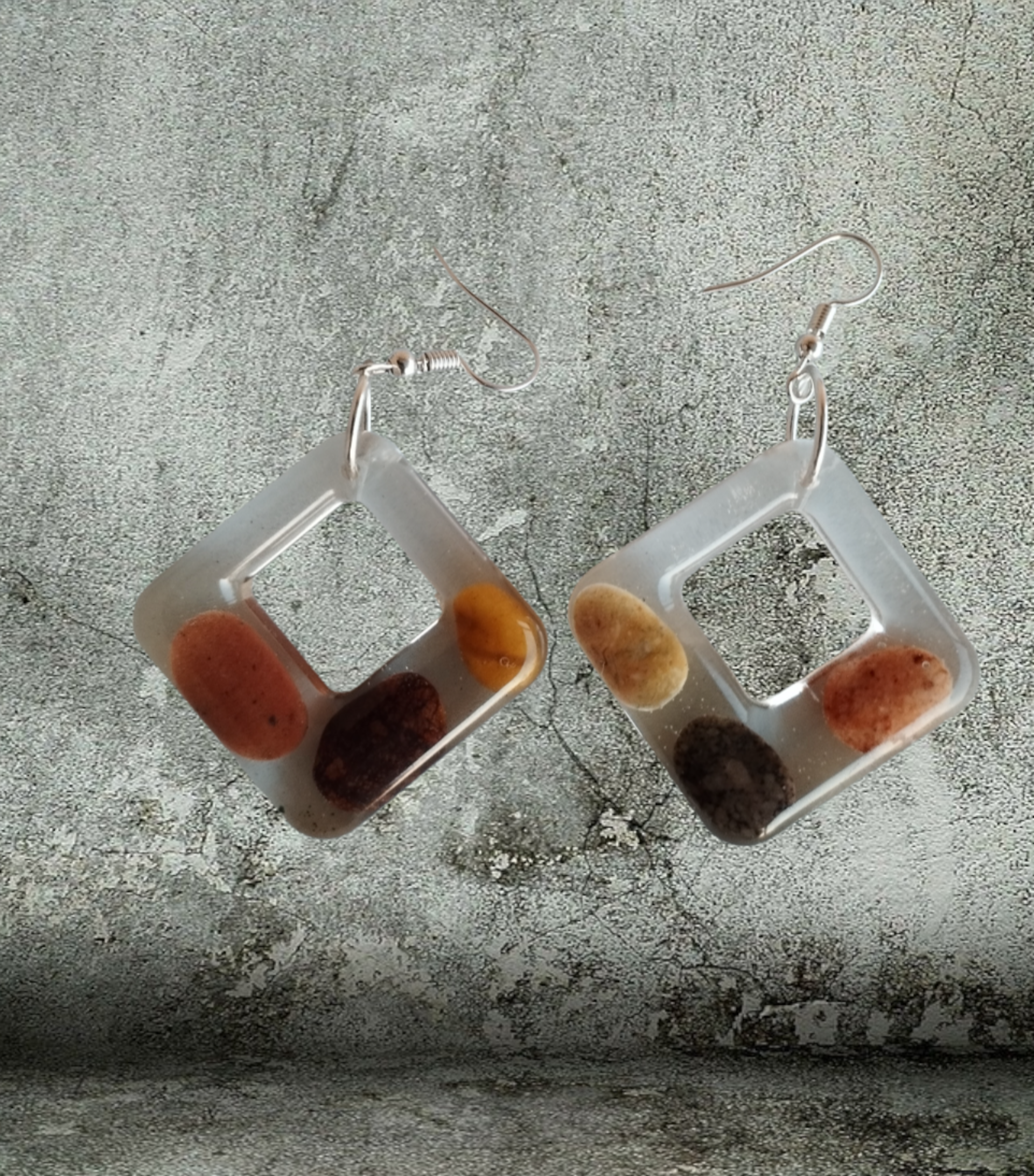 Pendientes Forma de Rombo con Piedrecitas de Almería Encapsuladas resina epoxi - 2