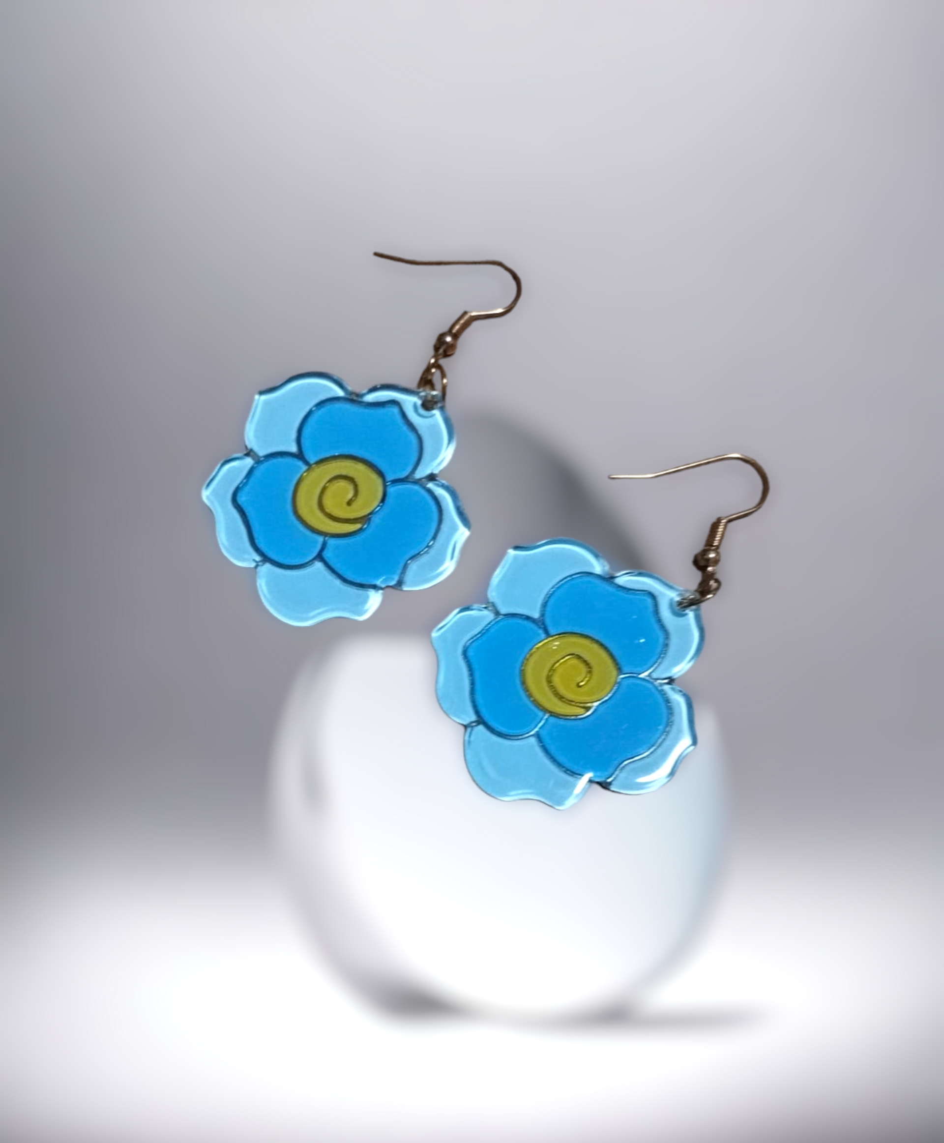 Pendientes Minimalistas en Tonos Azules: Elegancia Sencilla - 3
