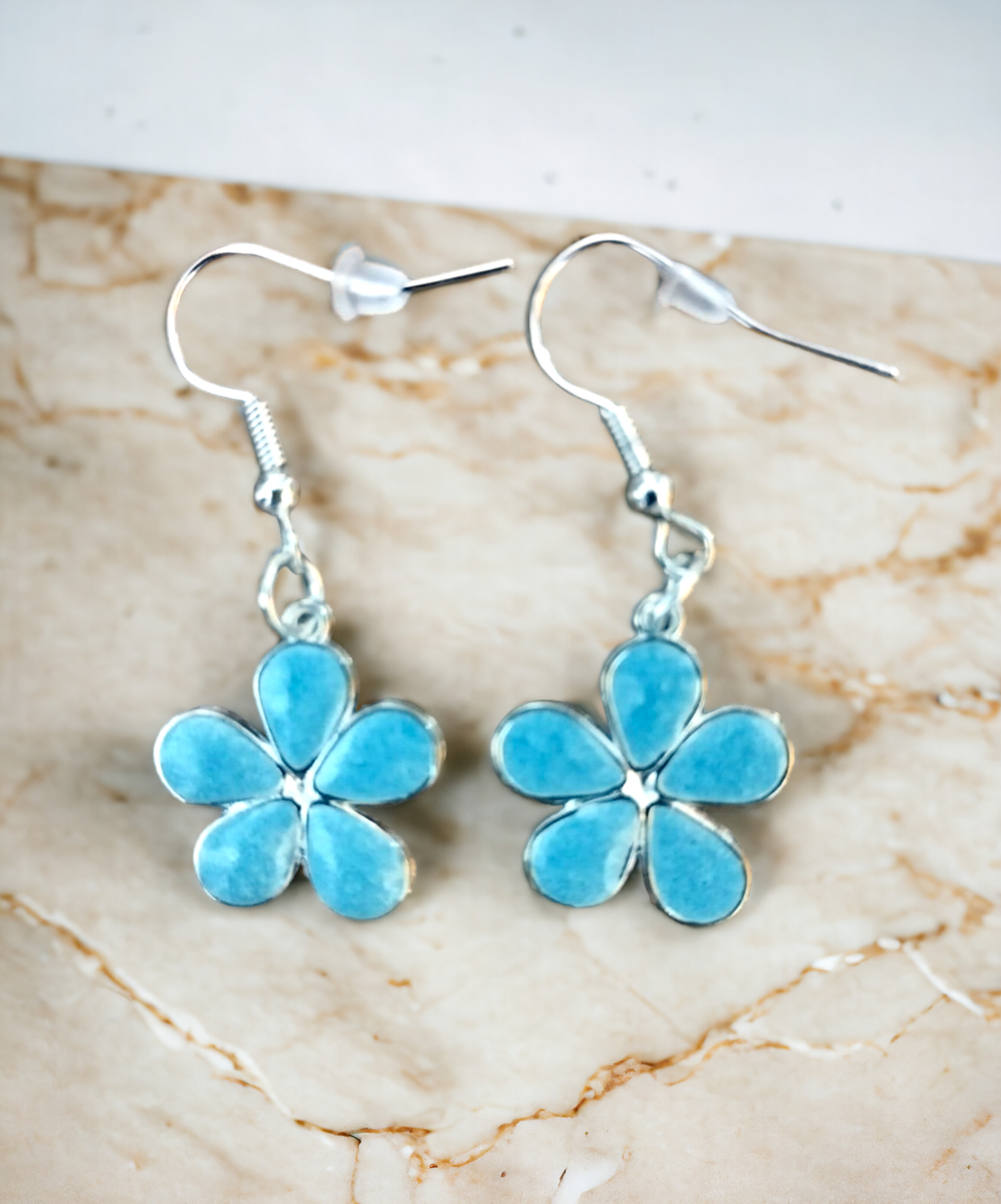 Pendientes Florales con Pétalos Azul Claro Nacarado (VENDIDO) - 5