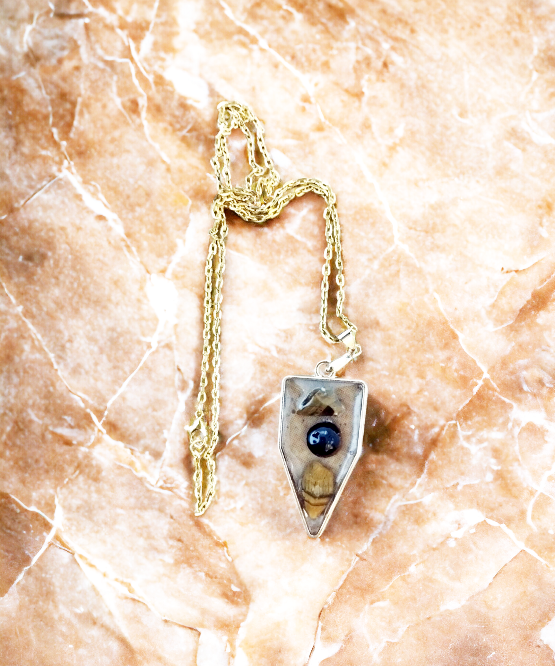 Colgante Rectangular con Toque Triangular:Elegancia con Ojo de Tigre Encapsulado - 5