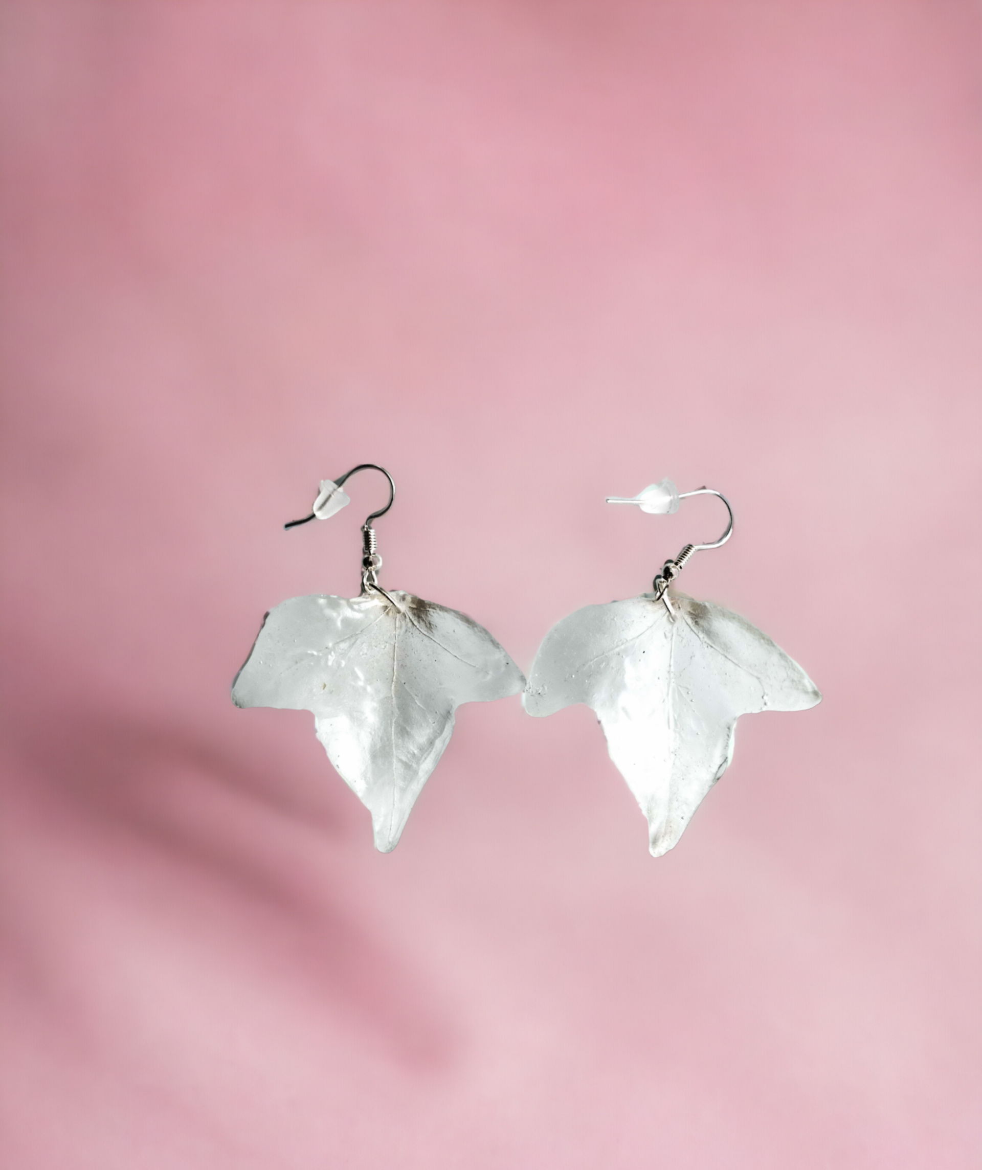 Pendientes de Yedra en Resina Epoxi Cristal: Elegancia Transparente (VENDIDO) - 3