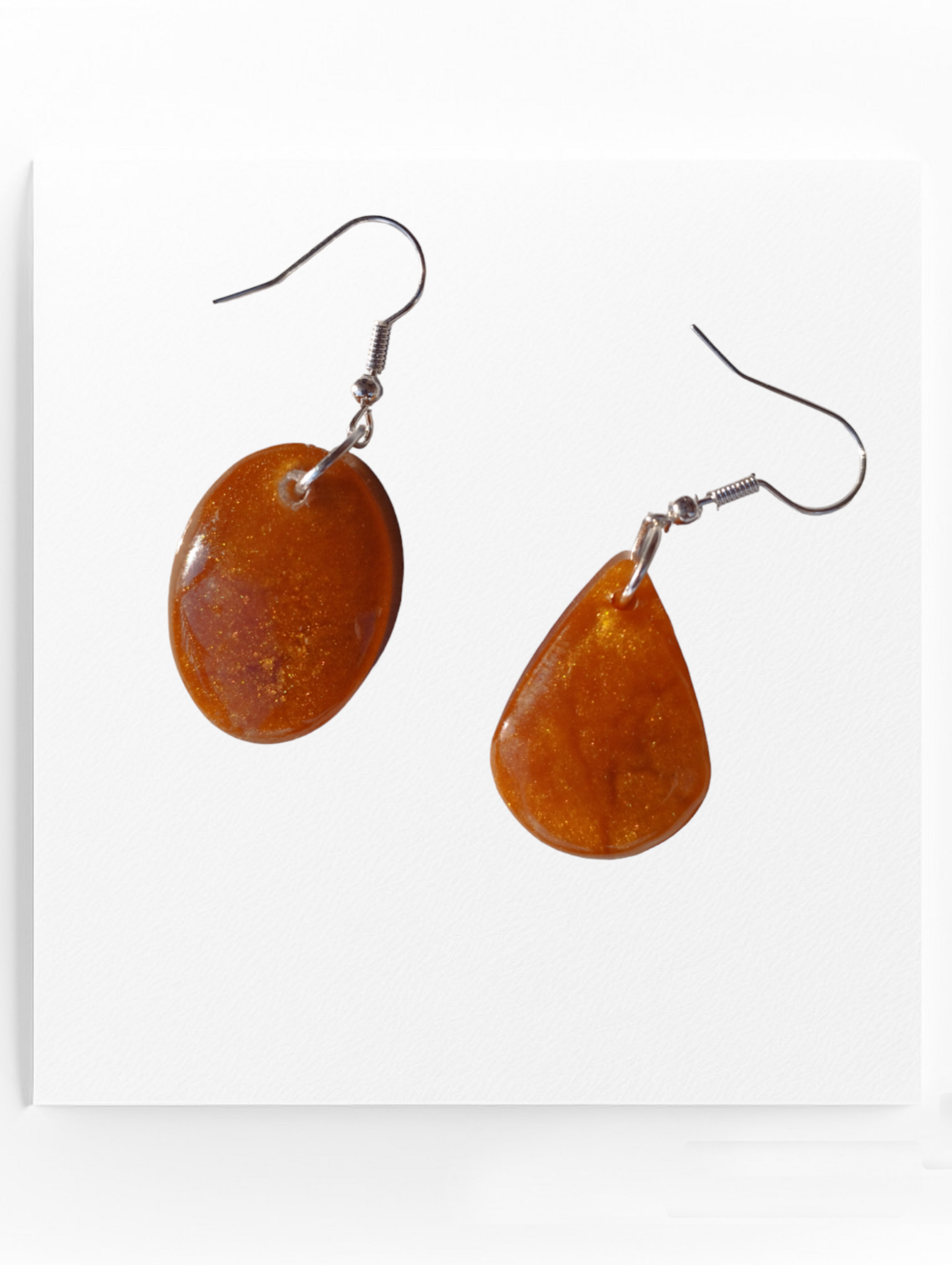 Pendientes de resina epoxi oro viejo (VENDIDO) - 2